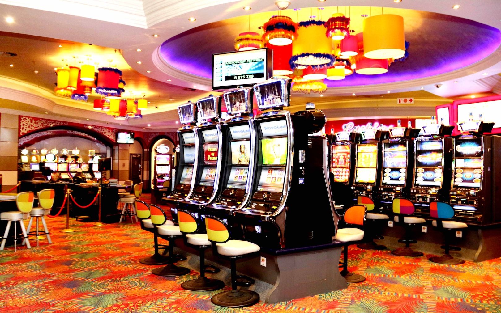 Slot Makinelerinde Strateji: Kazananları Anlamak