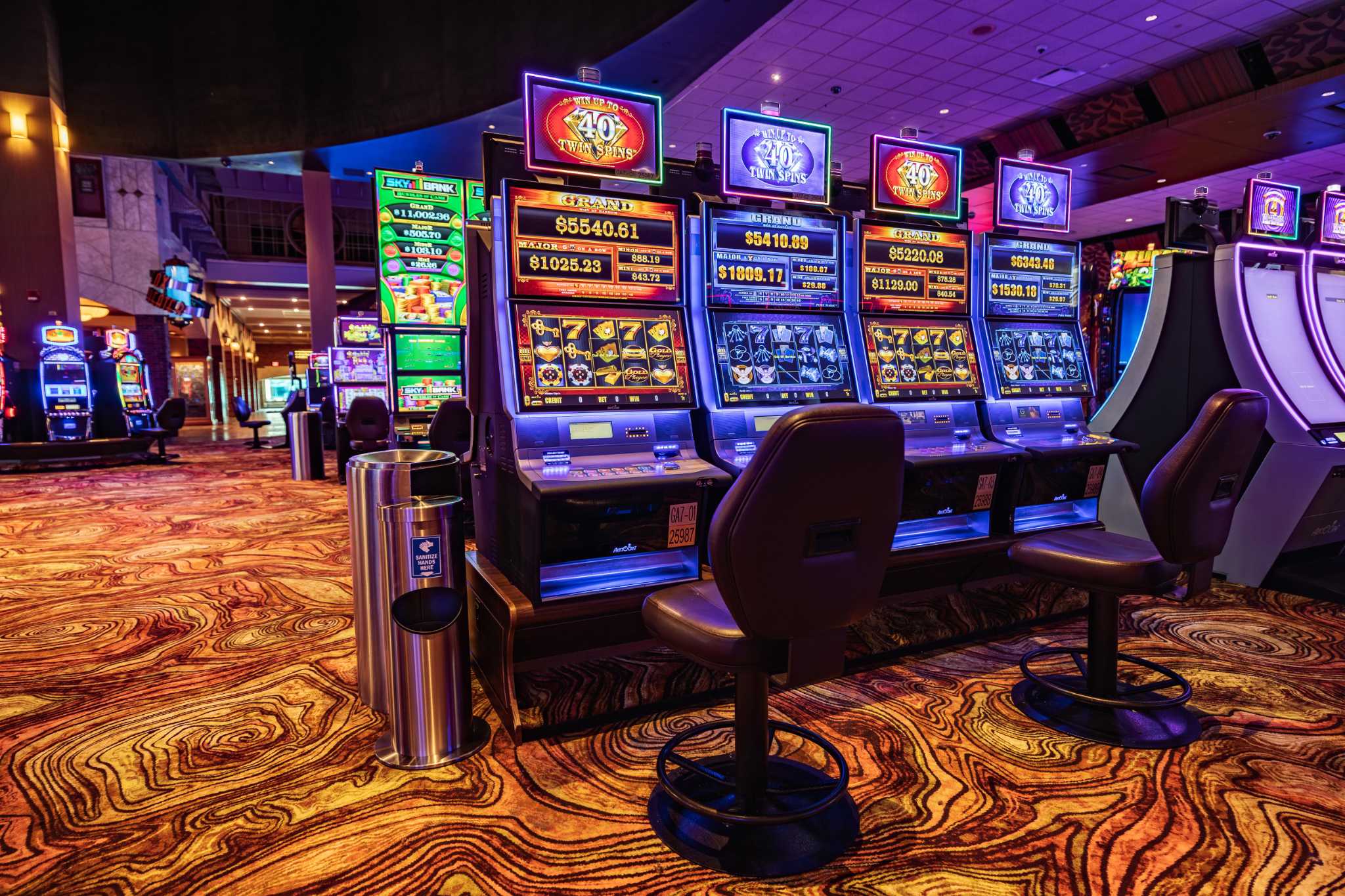 Slot Makinelerinde Strateji: Kazananları Anlamak